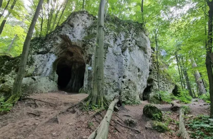 Ostrężnik Castle, Poland, Poland